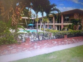 208 Danube Ave, Unit 103 in Tampa, FL - Building Photo