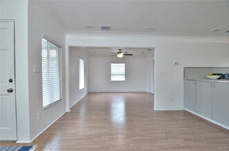 1119 14th St N-Unit -1/2 in St. Petersburg, FL - Building Photo - Building Photo