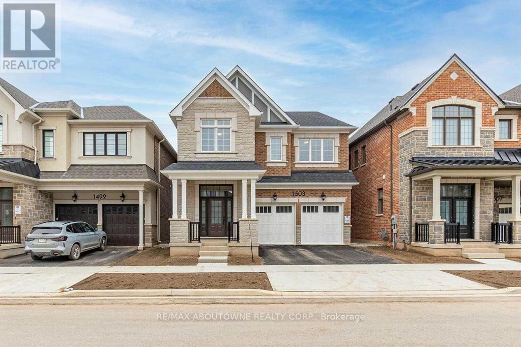 1503 Varelas Passage in Oakville, ON - Building Photo