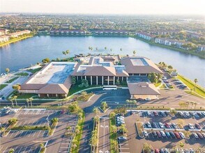 1301 SW 135th Ter, Unit Ivanhoe in Pembroke Pines, FL - Building Photo - Building Photo