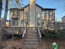 1410 Bittercress Ct in Alpharetta, GA - Building Photo