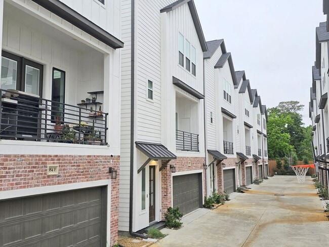 property at 954 Fisher St