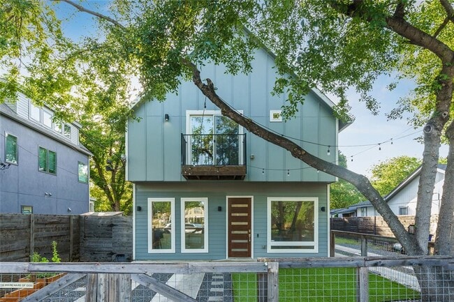 property at 906 Linden St