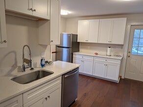 4 Rutland St, Unit #4 in Hudson, MA - Building Photo - Building Photo