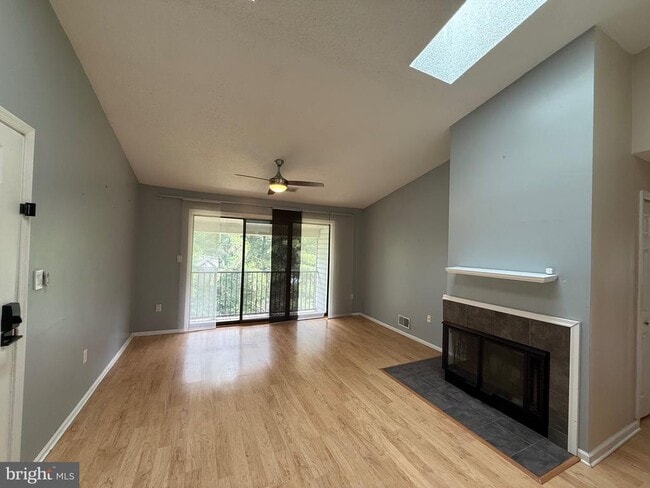 22 Rickard Ct in Lawrence Township, NJ - Building Photo - Building Photo