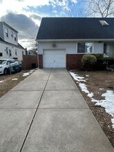 76-36 265th St in Queens, NY - Building Photo - Building Photo