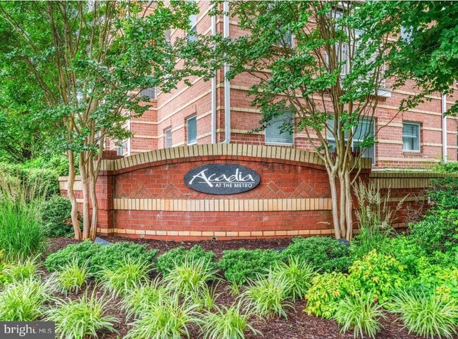 property at 9480 Virginia Center Blvd