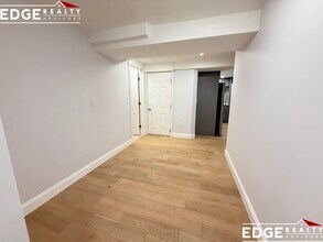 7 Delaware Pl, Unit 1 in Boston, MA - Building Photo - Building Photo