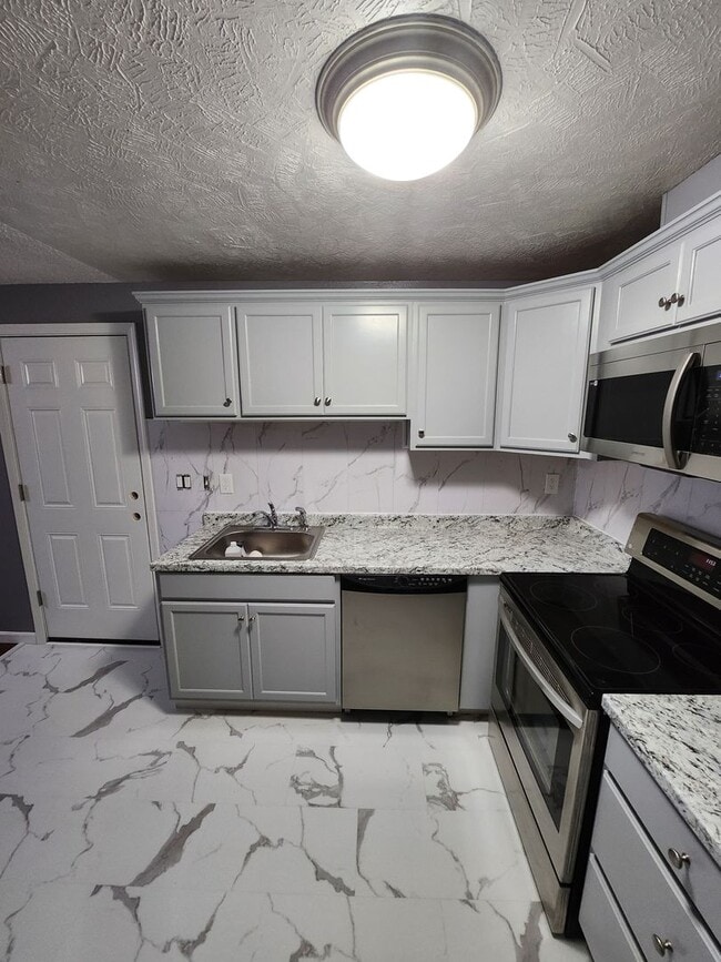 1972 Wright Pl SE in Albany, OR - Building Photo - Building Photo