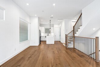 4516 Curtin Park Ct in Houston, TX - Foto de edificio - Building Photo