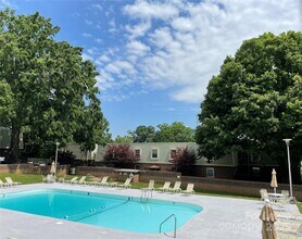 2632 Park Rd in Charlotte, NC - Building Photo - Building Photo