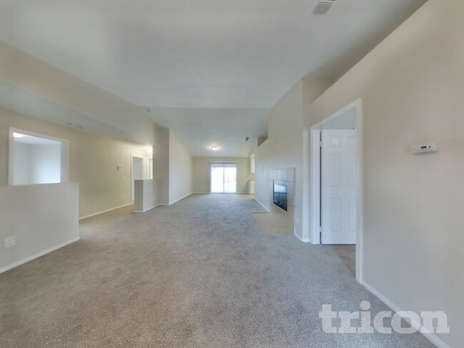 16348 Appletree Ln in Victorville, CA - Building Photo - Building Photo