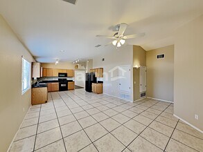 5691 S Abbottsford Dr in Tucson, AZ - Building Photo - Building Photo