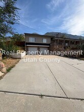 9580 N Cyn Rd in Cedar Hills, UT - Building Photo - Building Photo