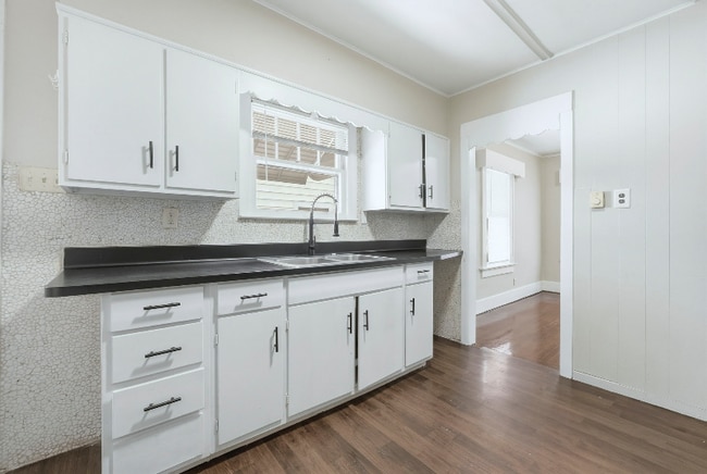 property at 621 Florence Ave