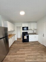 44 Brooklawn St in New Britain, CT - Building Photo