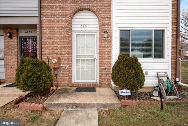 6401 Woodgreen Cir in Baltimore, MD - Building Photo - Building Photo