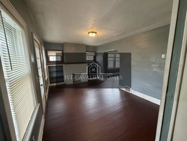 578 Hoye Ave in Akron, OH - Foto de edificio - Building Photo