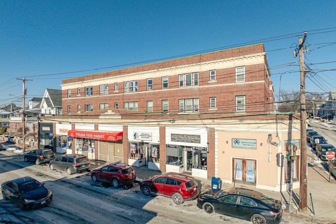 63-75 Hancock St in Everett, MA - Building Photo