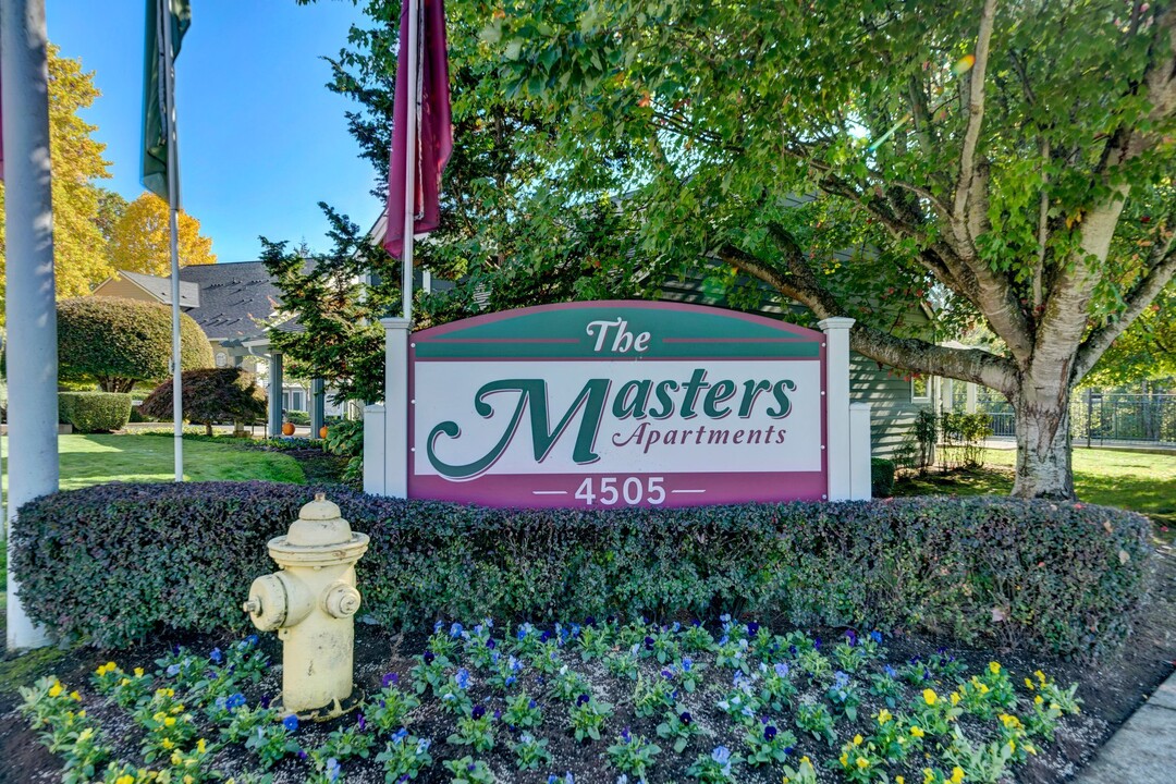 Masters Apartments in Aloha, OR - Building Photo