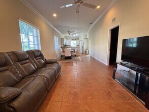9797 Galleon Dr in Royal Palm Beach, FL - Building Photo - Building Photo