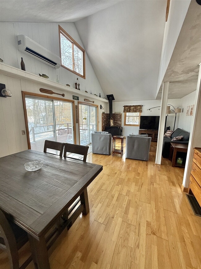 35 Babes Ln in East Baldwin, ME - Building Photo - Building Photo