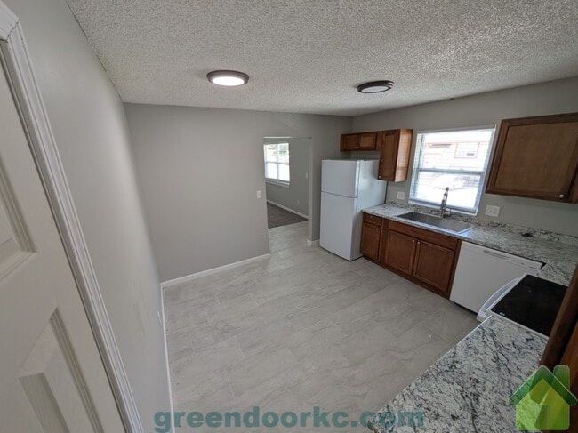 9152 W 78th Terrace in Overland Park, KS - Building Photo - Building Photo