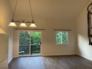 1 Snowbird Ct in Vernon, NJ - Building Photo - Building Photo