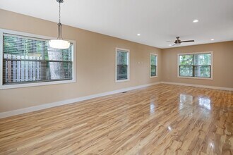 8 Thurland Ave in Asheville, NC - Building Photo - Building Photo