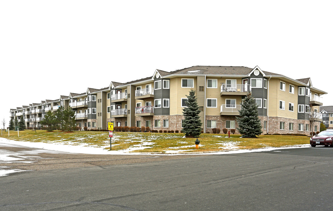 Addison Apartments in Shakopee, MN - Building Photo