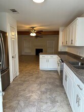 56 Hideaway Dr in Friendswood, TX - Building Photo - Building Photo