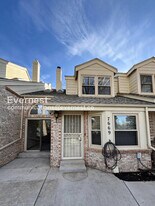 7669 S Cove Cir in Centennial, CO - Building Photo