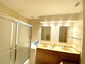 1908 Chasewood Cir in Arlington, TX - Building Photo - Building Photo