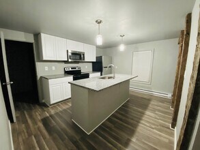 4 Saratoga Ave, Unit 2 in Broadalbin, NY - Building Photo - Building Photo