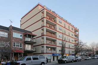 6214 24th Ave in Brooklyn, NY - Building Photo - Building Photo