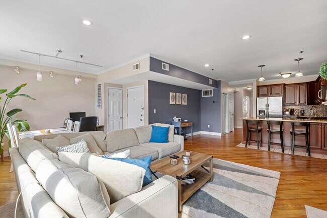 321 Monroe St in Hoboken, NJ - Building Photo - Building Photo