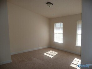 209 Shadow Cove Dr SW in Huntsville, AL - Building Photo - Building Photo