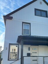 2 Alvin Pl in Rochester, NY - Building Photo - Building Photo