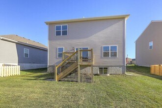 1611 Maci St in Belton, MO - Building Photo - Building Photo