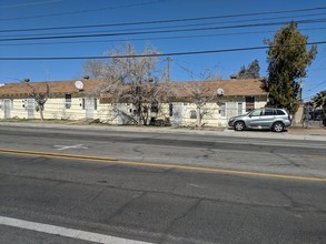 1000 E Bridger Ave in Las Vegas, NV - Foto de edificio - Building Photo