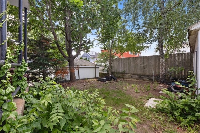 10 Newcastle Rd, Unit 2