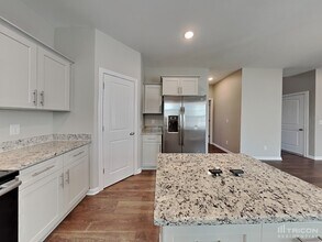 1785 Rains Rd in Clarksville, TN - Building Photo - Building Photo