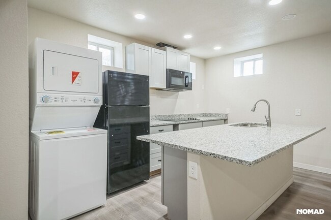 4672 Leaf Ct in Denver, CO - Building Photo - Building Photo