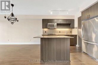 18-418 Graydon Hall Dr in Toronto, ON - Building Photo - Building Photo