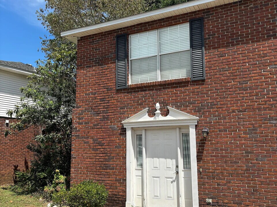 3839 Belle Meade Ct in Pensacola, FL - Building Photo