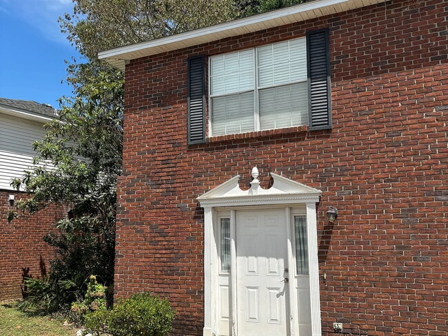 property at 3839 Belle Meade Ct