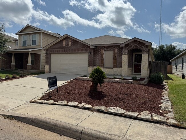 8934 Oakwood Park in San Antonio, TX - Building Photo - Building Photo