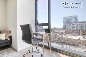 160 N Morgan St-Unit -FL7-ID1068 in Chicago, IL - Building Photo - Building Photo