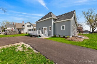 11113 S Myrtle St in Huntley, IL - Building Photo - Building Photo