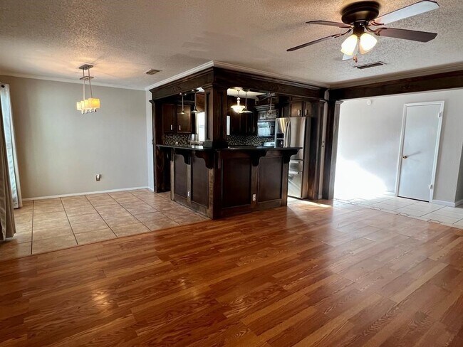 3858 Scott St in Odessa, TX - Building Photo - Building Photo